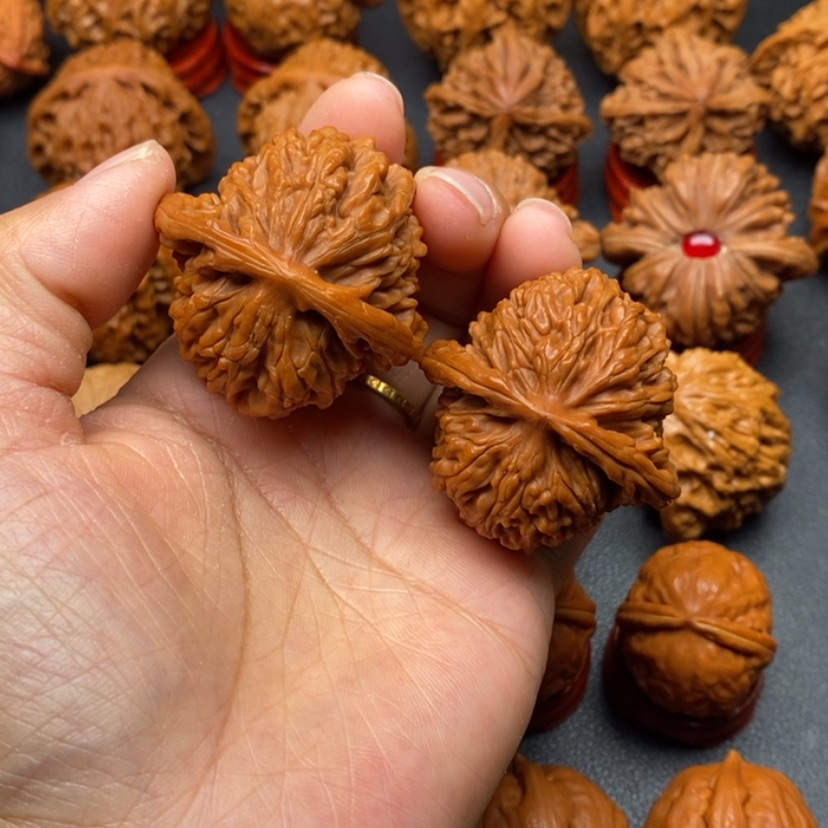 【闪购商品】文玩核桃把件41篓子