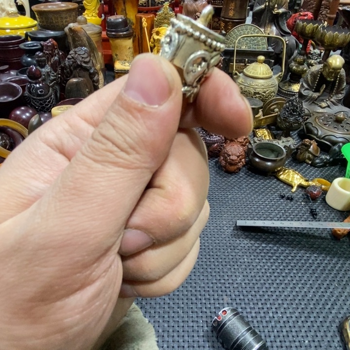 滴血莲花菩提吊坠