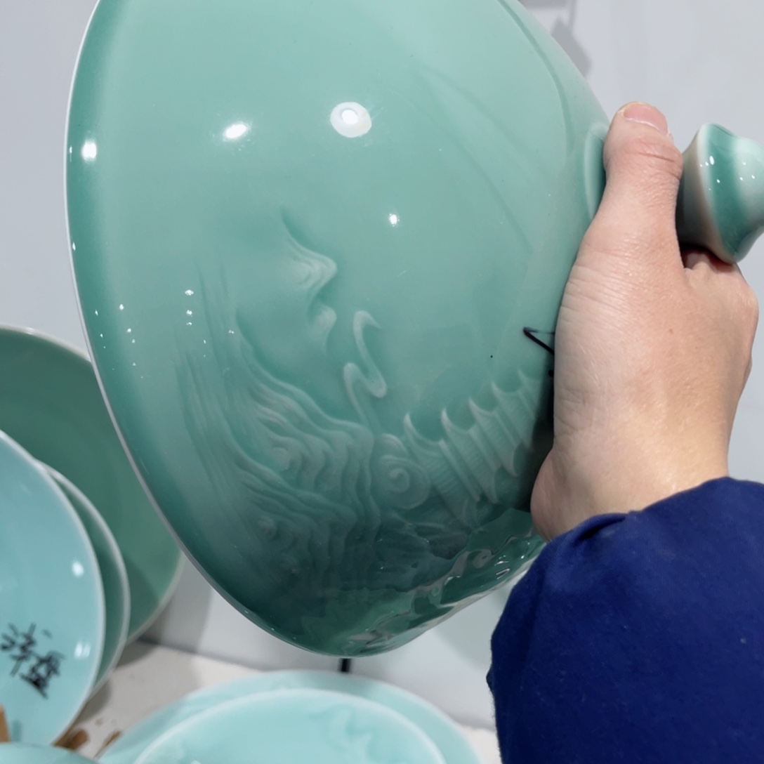 瓷片哈哈哈哈哈哈哈哈