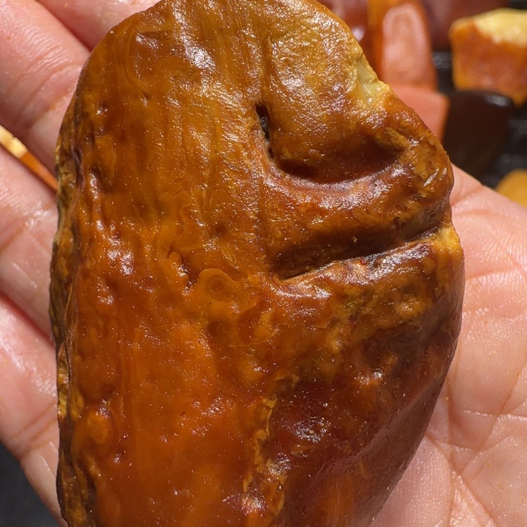 定制琥珀未镶嵌专属定制