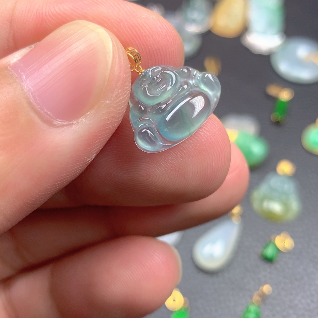 【闪购商品】颈饰18K金镶嵌翡翠翡翠