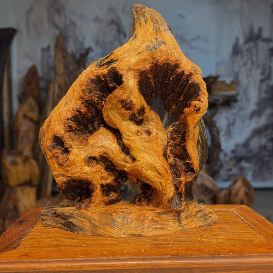 圣***人木三丰琥珀木 天然摆件3