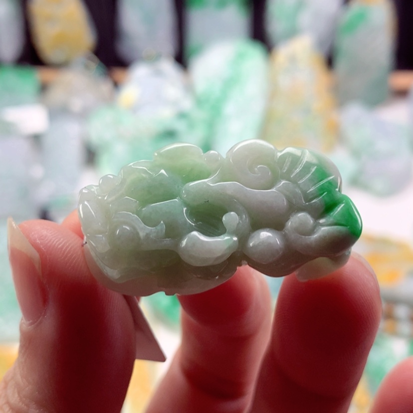 【闪购商品】翡翠吊坠(不含链)未镶嵌