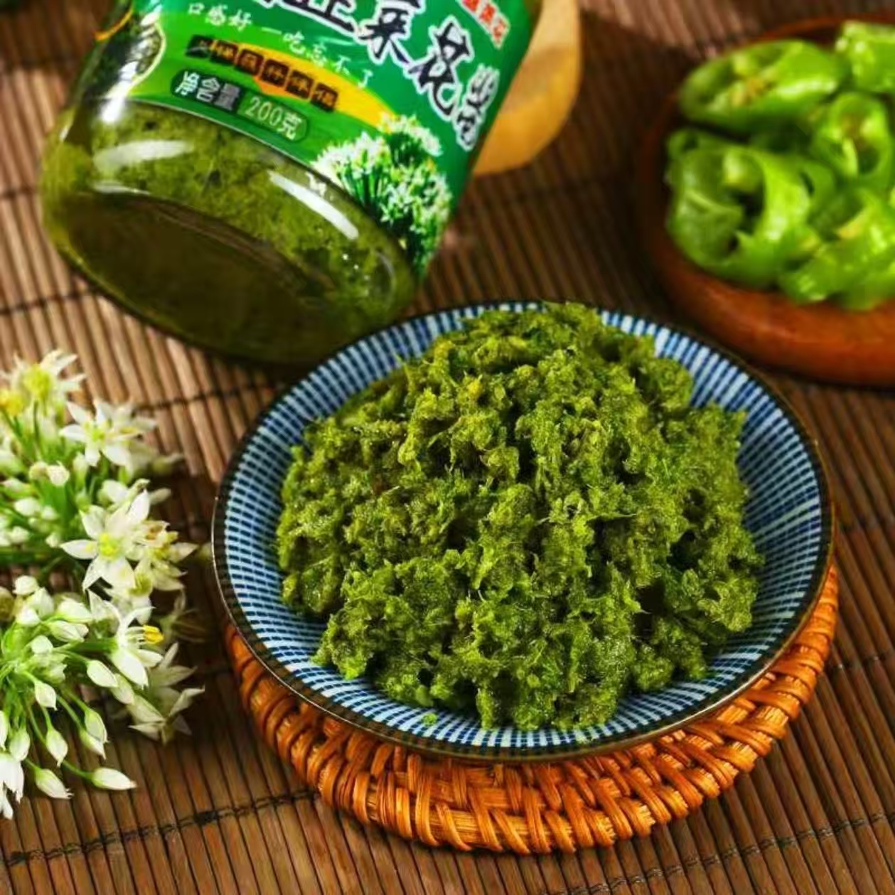 草原野生山韭菜花