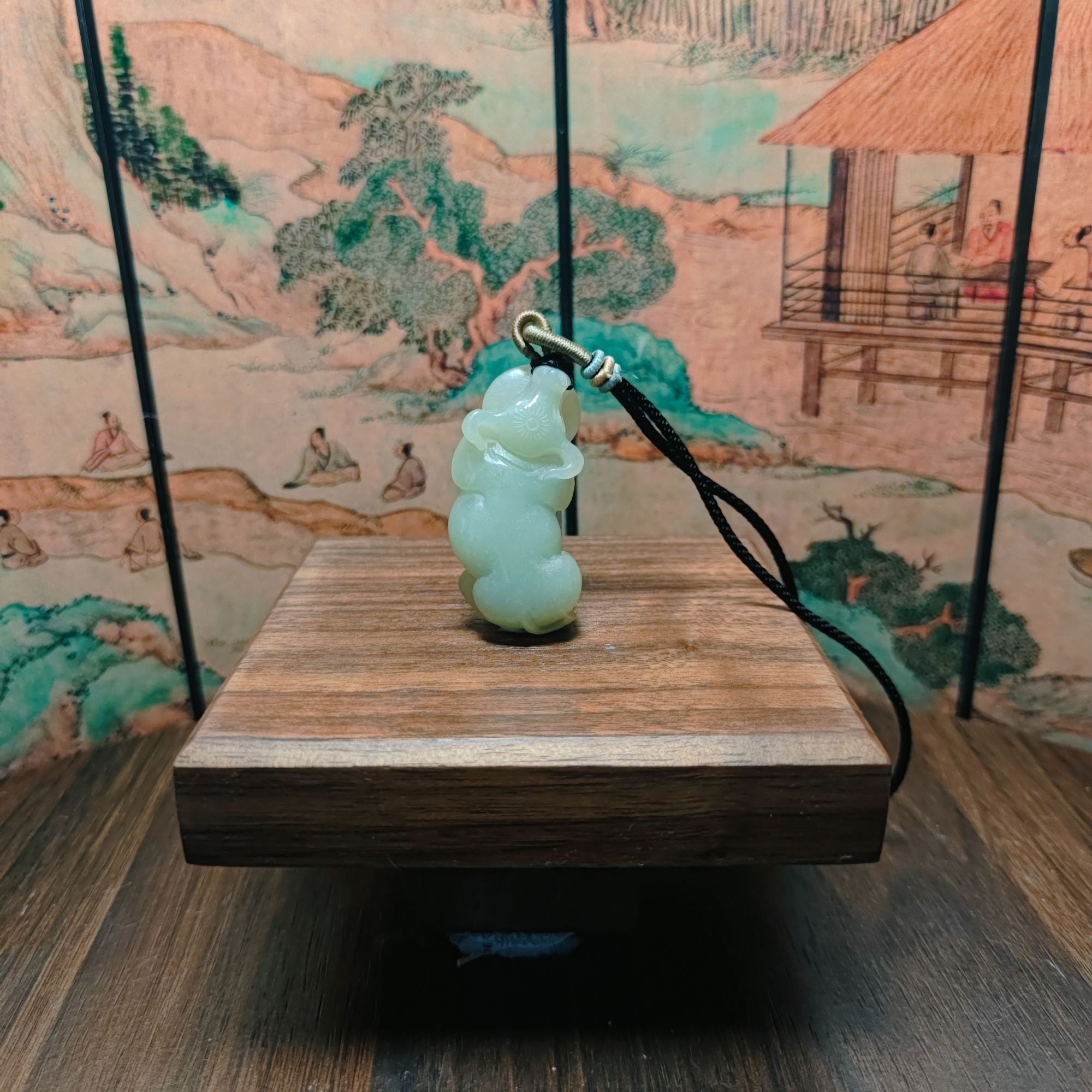 F和田玉牛气冲天吊坠1252