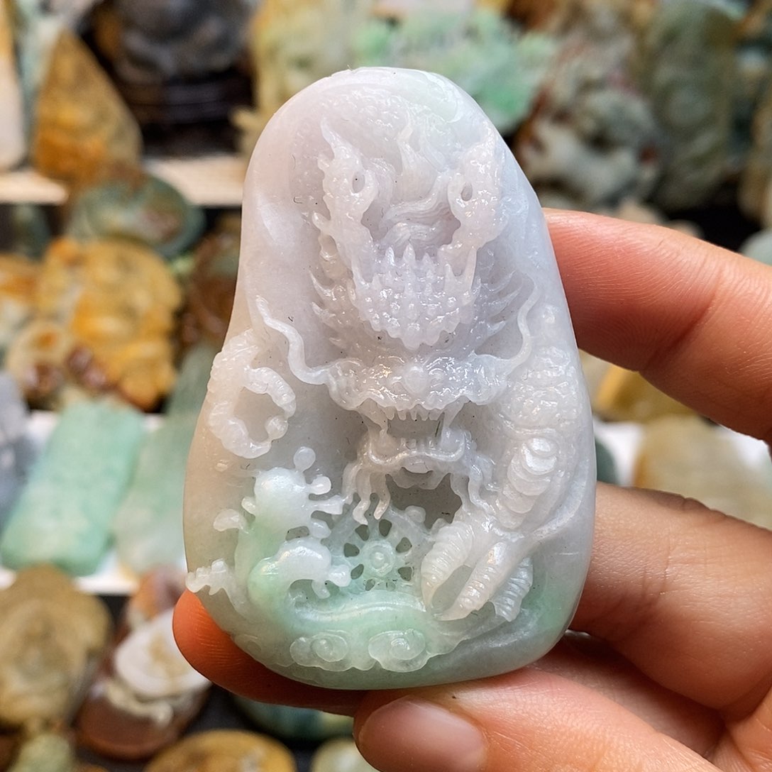 定制翡翠未镶嵌特色01