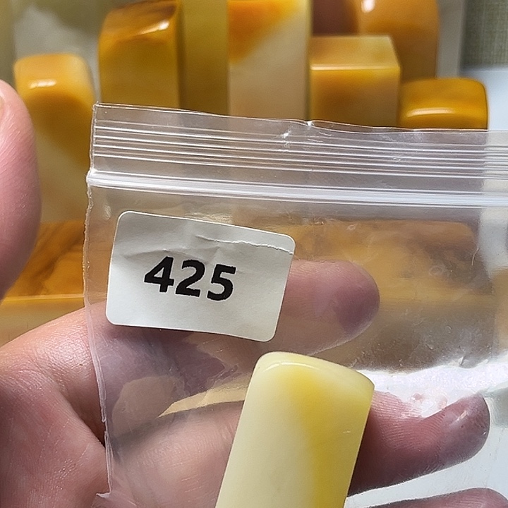 专***局老挝石老挝石北部黄