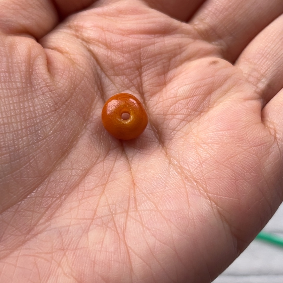 存***良蜜蜡未镶嵌颈饰老蜜蜡