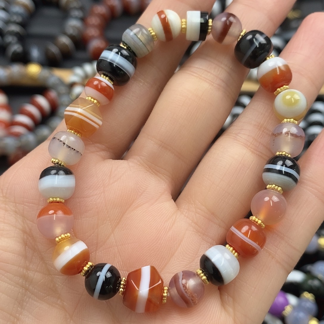 玛瑙/玉髓玛瑙手串未镶嵌