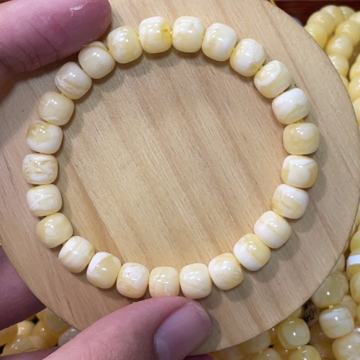 蜜蜡手链未镶嵌蜜蜡