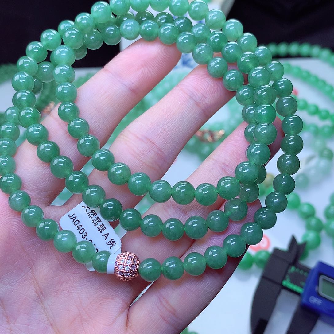 翡翠毛衣链未镶嵌