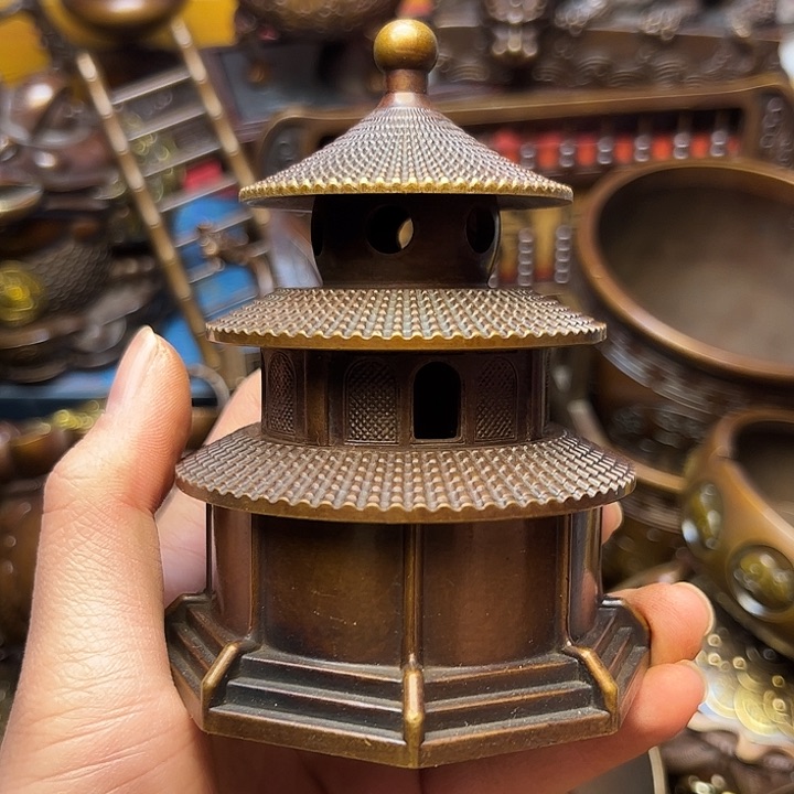 精美铜器批发档口