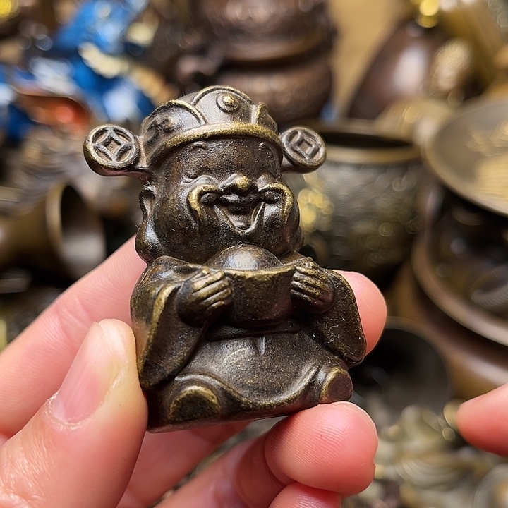 精美铜器批发档口