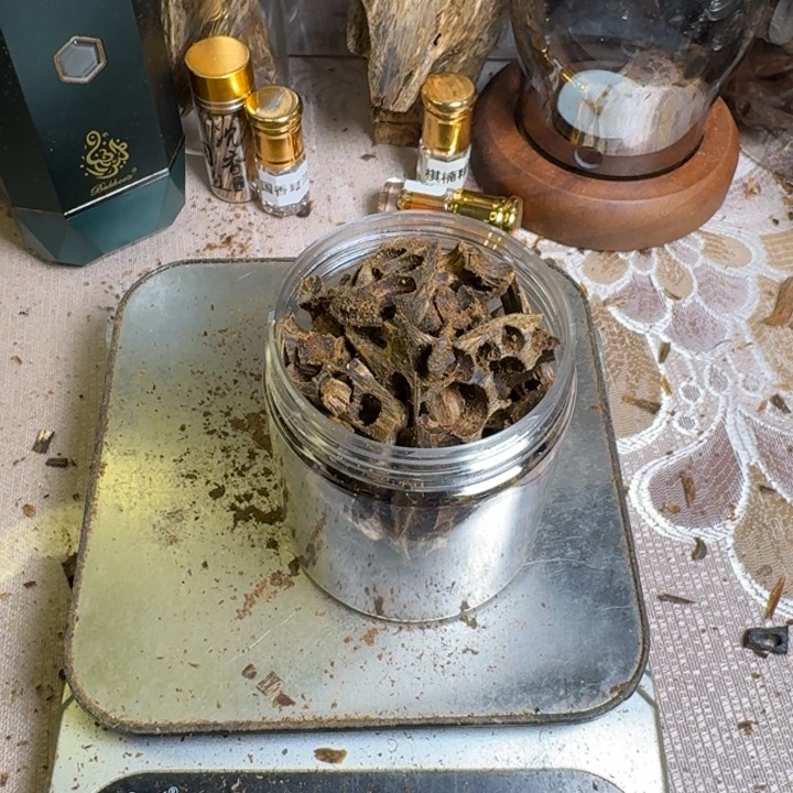 沉香沉香枕沉香奇楠油叶子车珠料