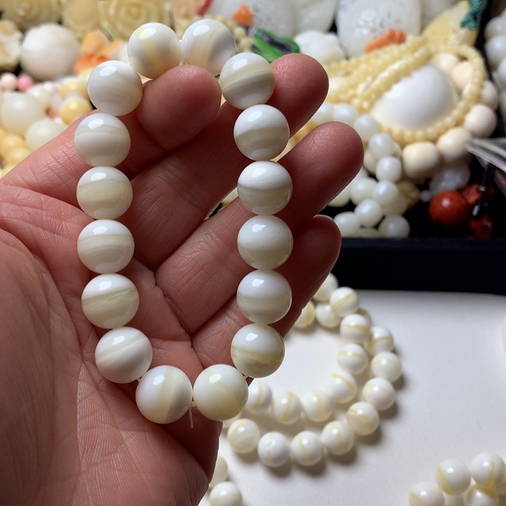 大果紫檀（缅甸花梨）?**土1.2金线16颗不完美7