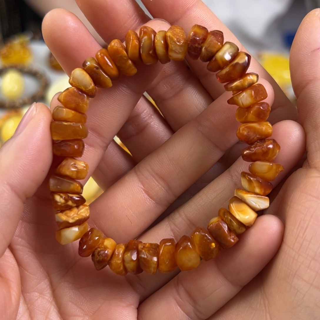 蜜蜡裸石未镶嵌蜜蜡