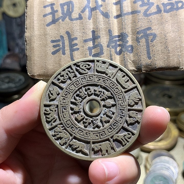 铜现代工工艺品老铜翻砂