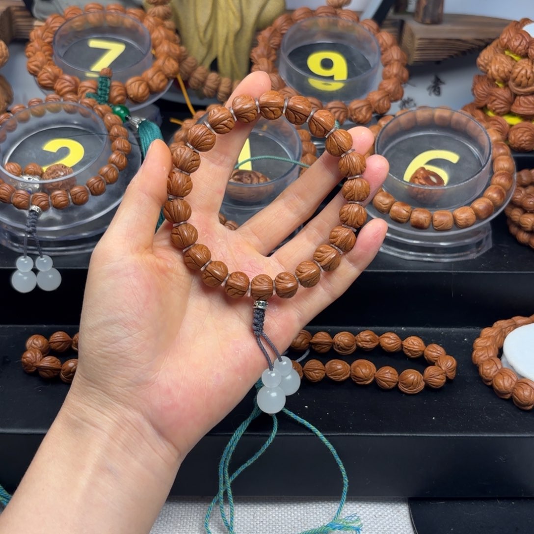 桃核吊坠1.2尺寸野生小龙纹