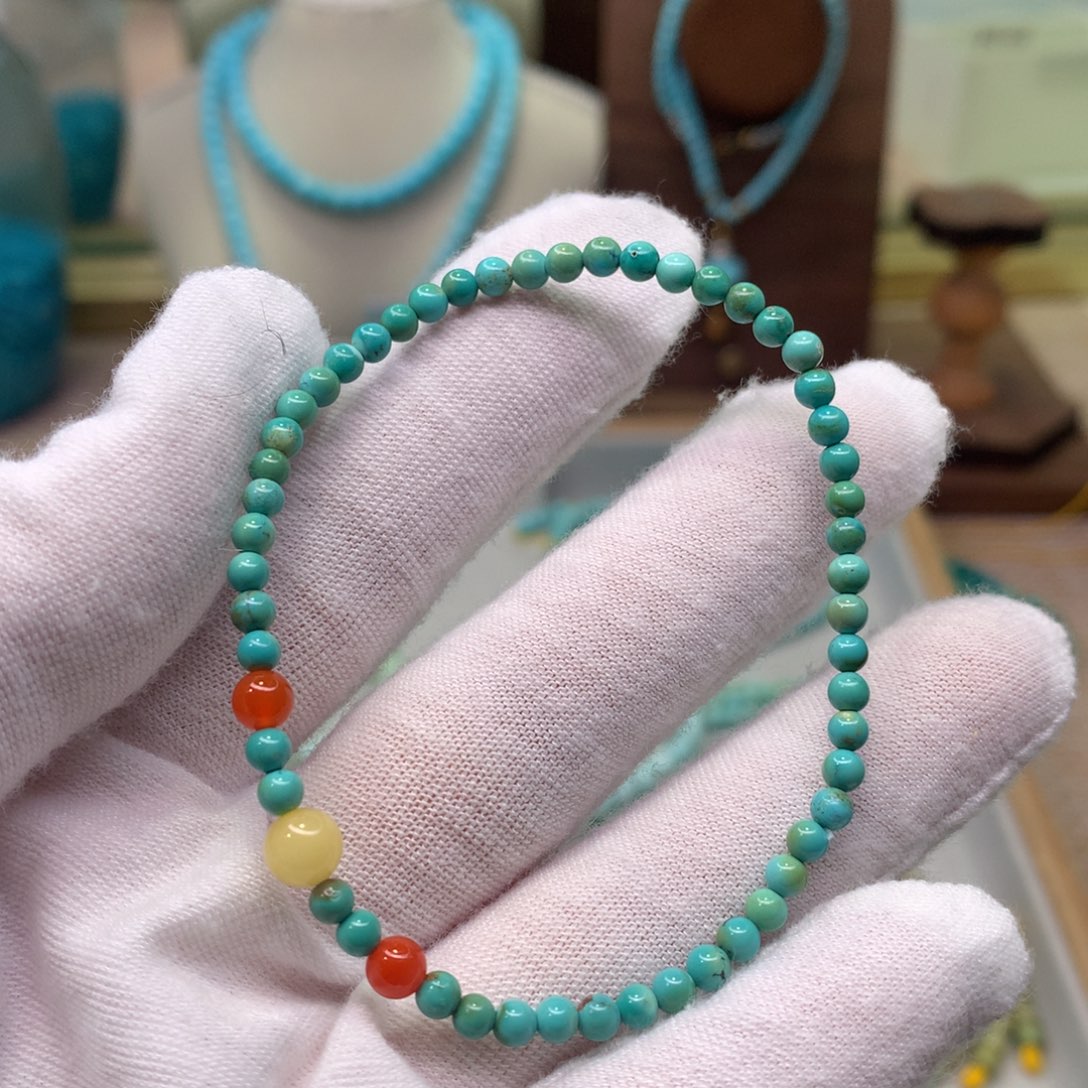 绿松石配饰未镶嵌