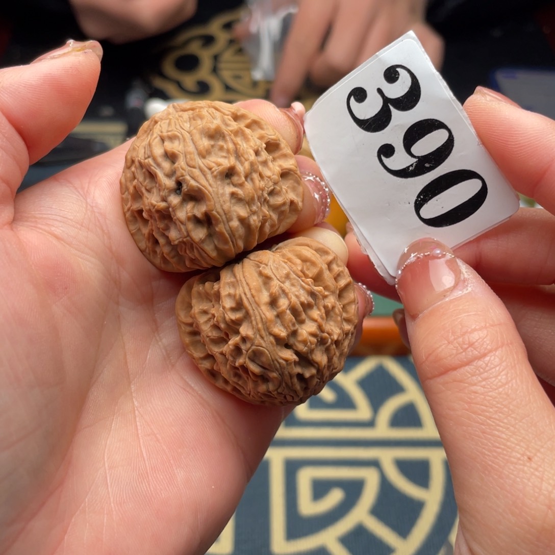 桃核把件37全品三角白390号