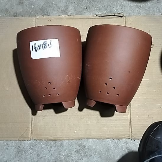 紫砂红泥三角两个