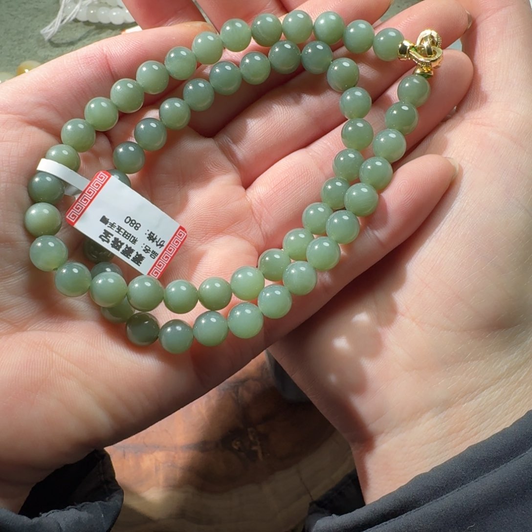 和田玉手串未镶嵌