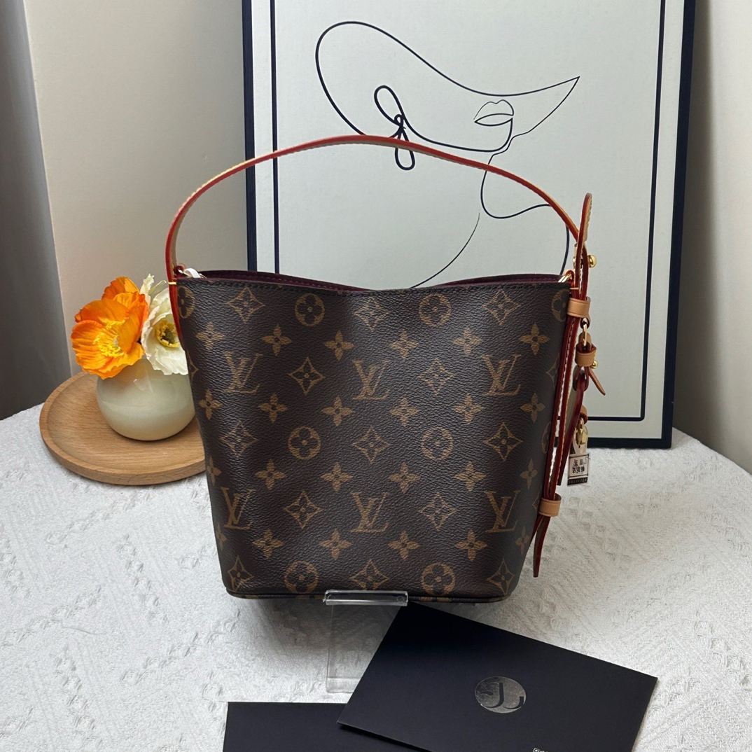 95新 LouisVuitton/路易威登  all in bb老花 芯片款/JW7904