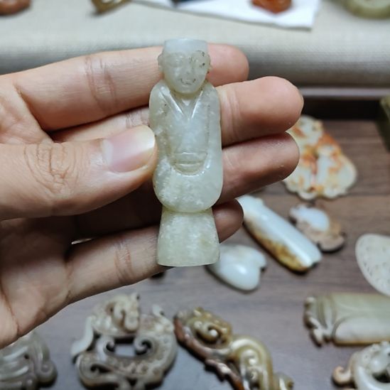 和田玉未镶嵌挂件