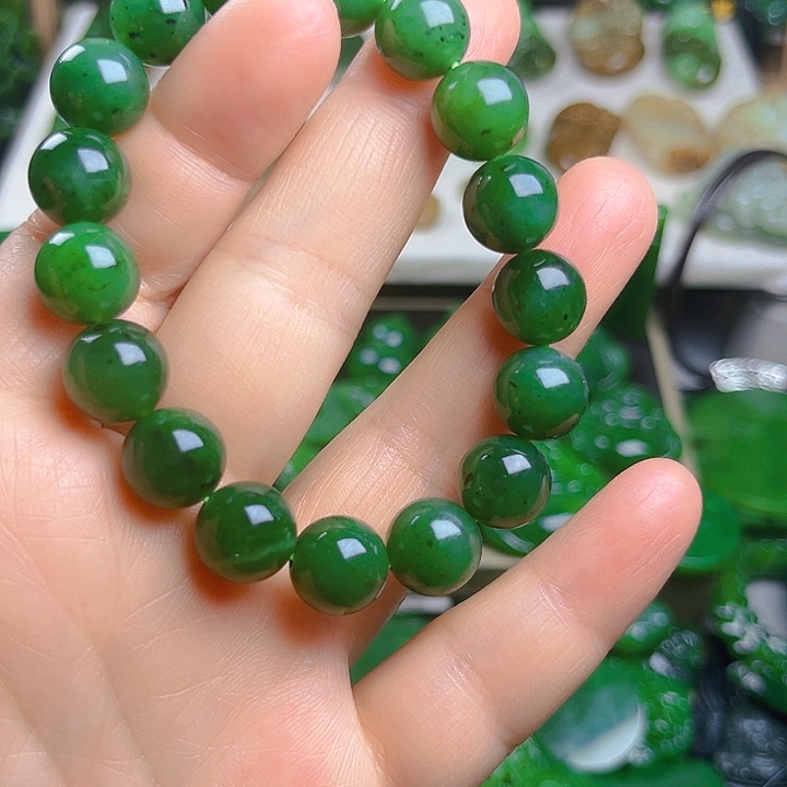 颈饰未镶嵌和田玉随**安