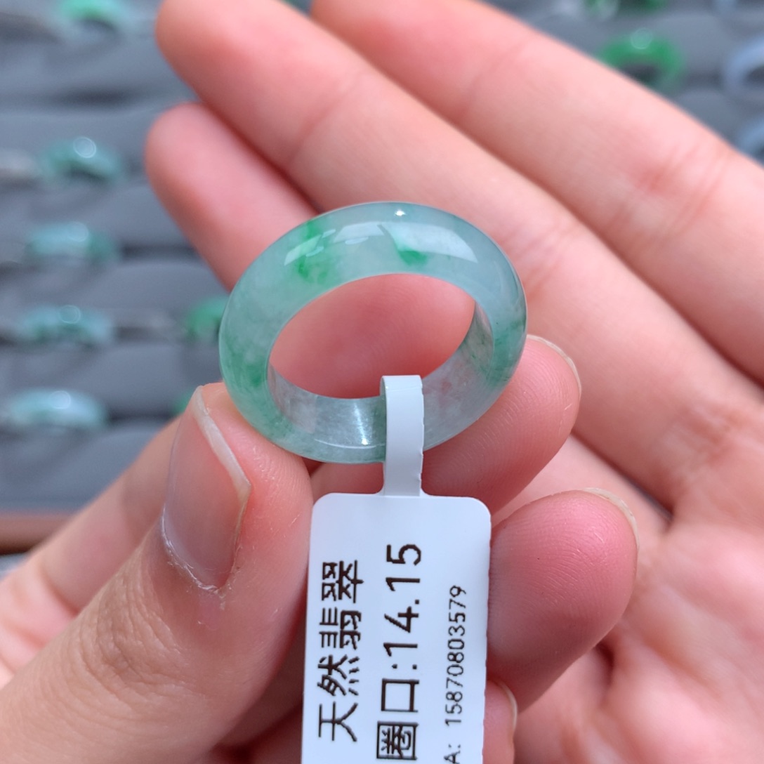 翡翠戒指未镶嵌天然