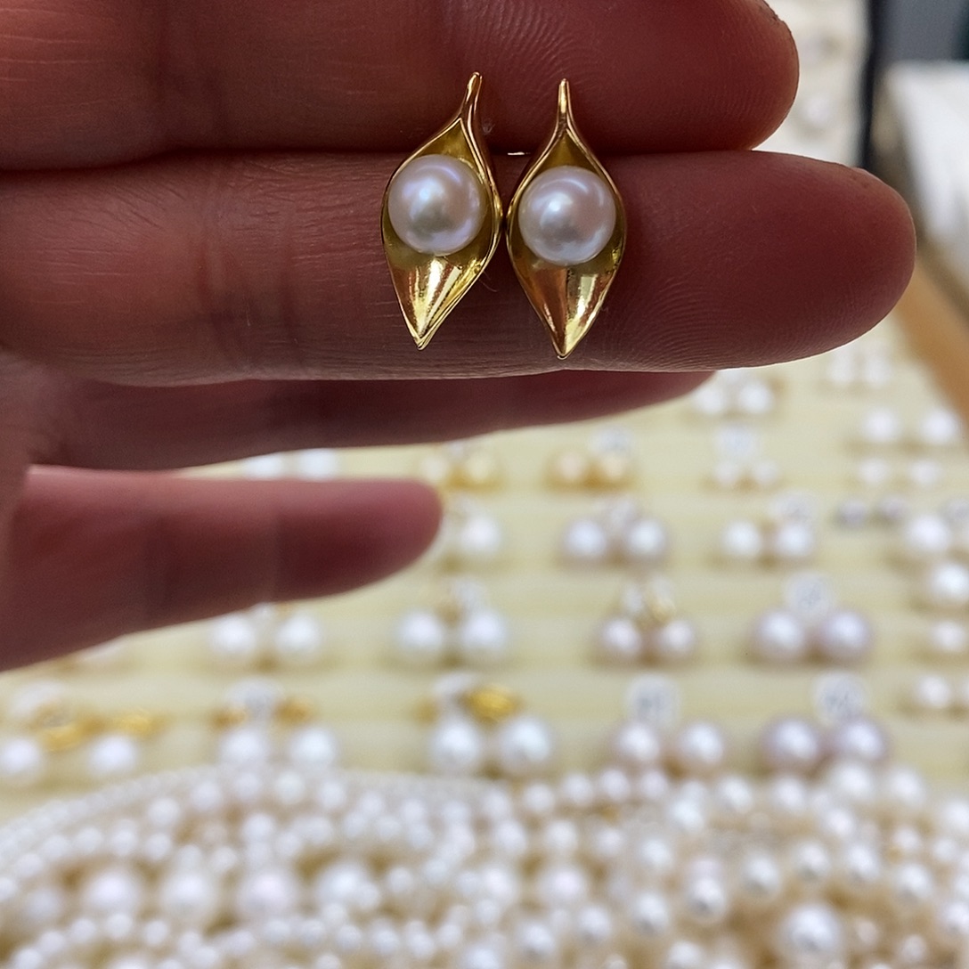 淡水珍珠耳饰银S925镀金镶嵌
