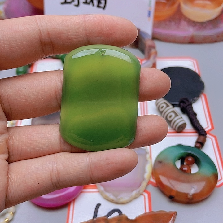 【闪购商品】玛瑙/玉髓珠宝半成品未镶嵌余***