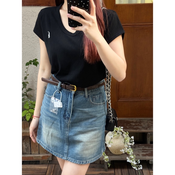 韩系风刺绣纯色V领短袖T恤女2025夏季新款休闲慵懒风夏装圆领上衣