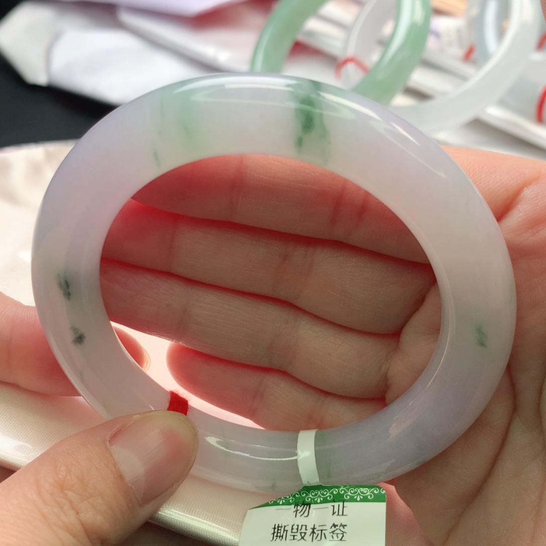 翡翠未镶嵌手镯5556圈