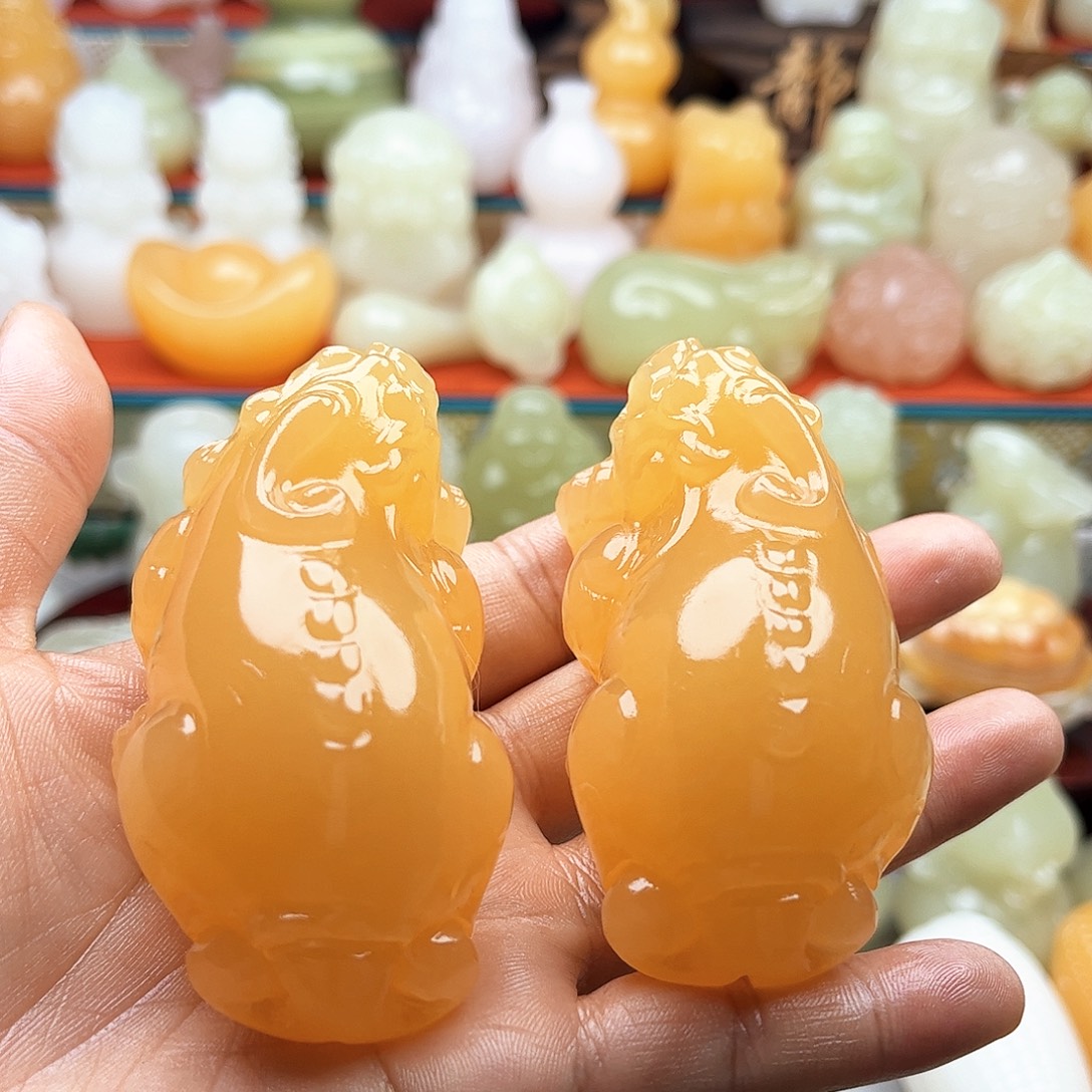 糖***糖石材貔貅一对手把摆件