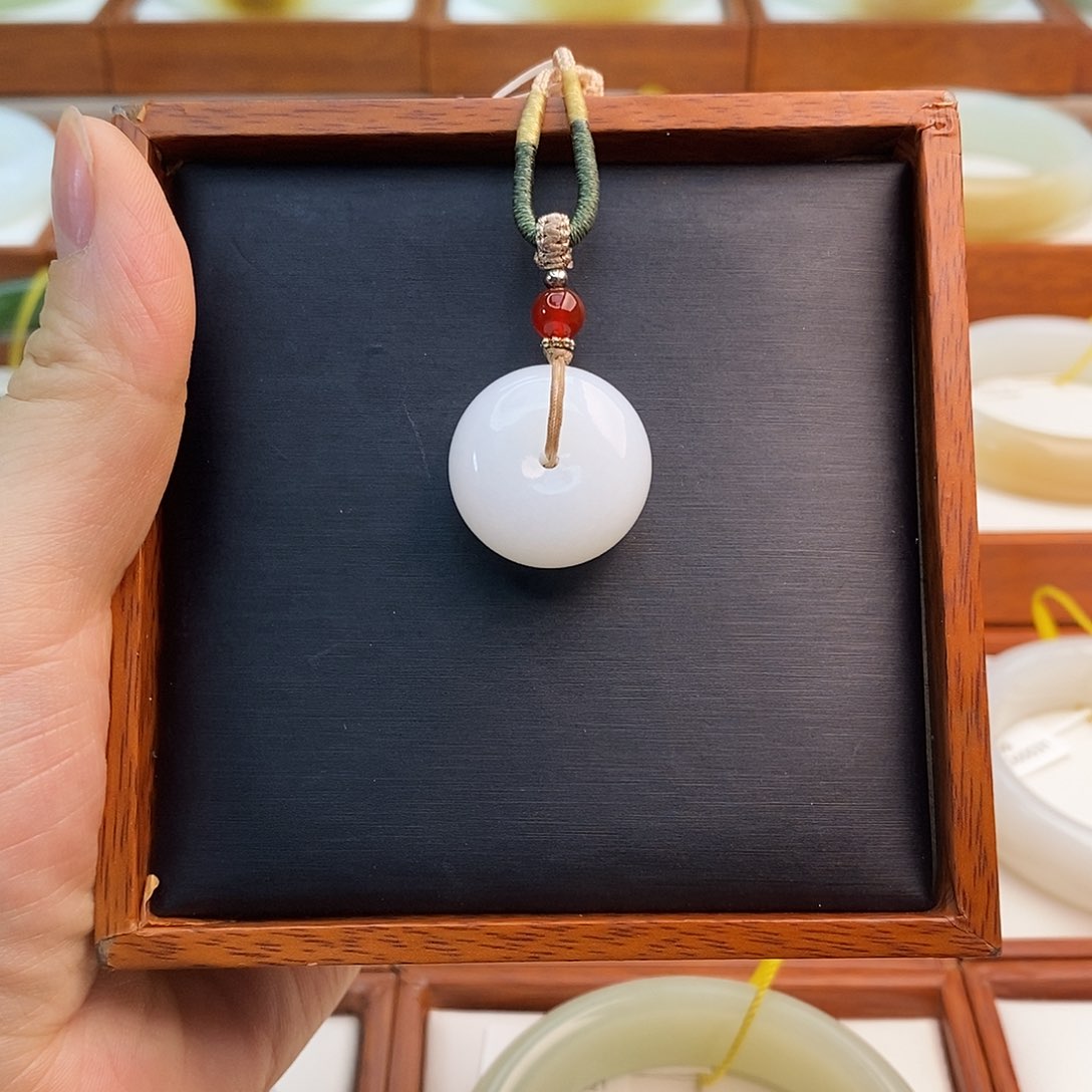 和田玉（白玉）未镶嵌颈饰