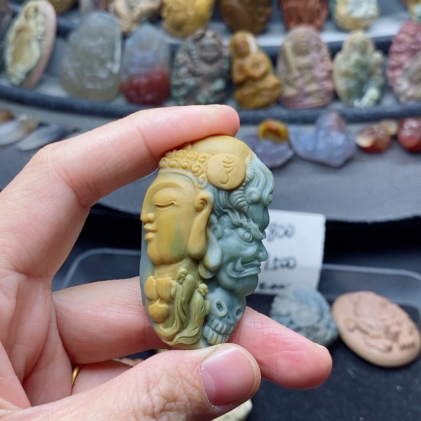 【闪购商品】定制石英质玉吊坠未镶嵌