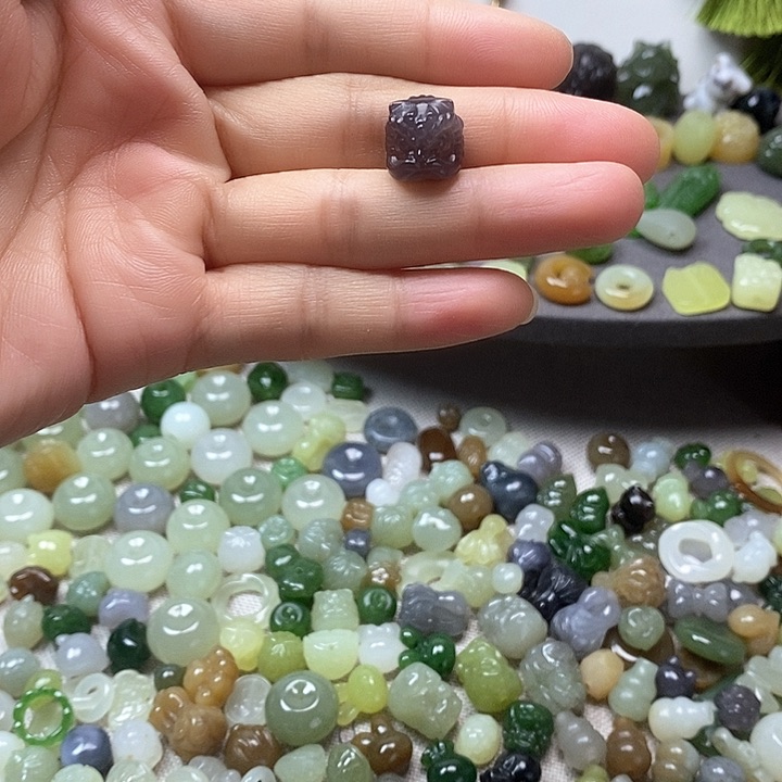 未镶嵌和田玉挂件醒狮