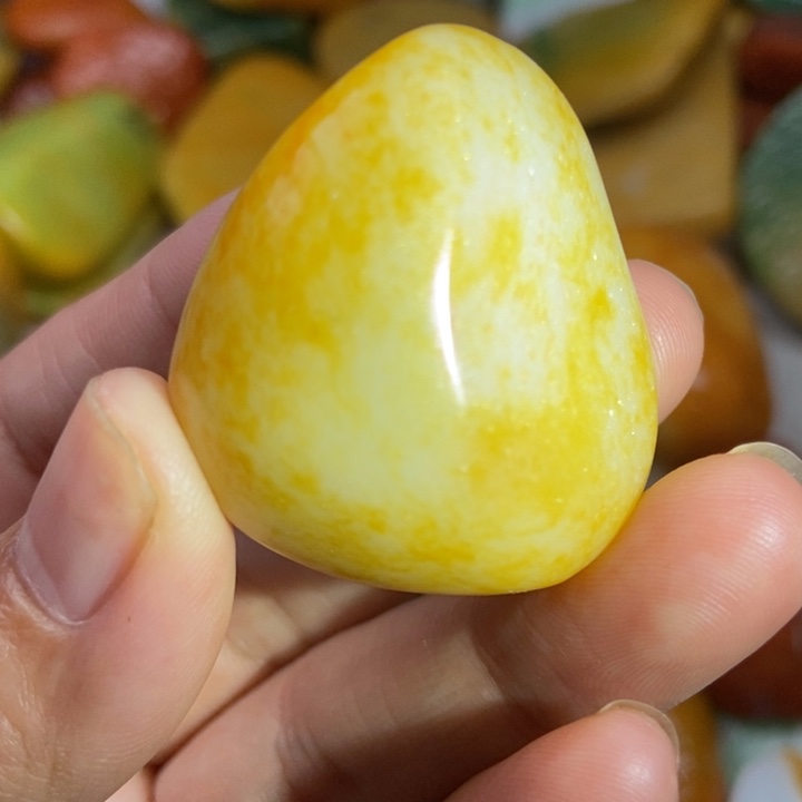 翡翠未镶嵌颈饰缅甸