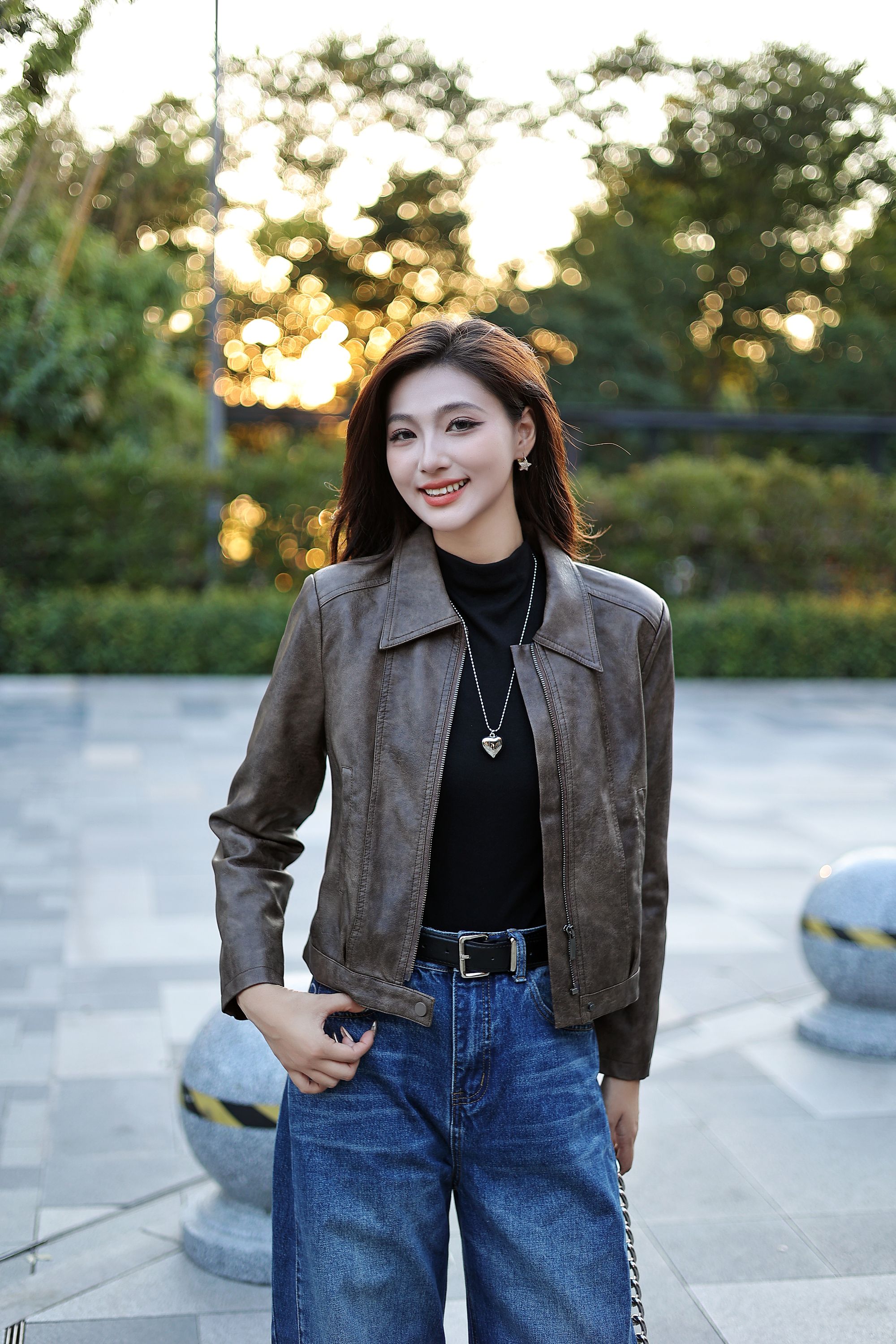 2025春秋新款韩版翻领皮衣外套女小个子短款宽松气质百搭夹克上衣