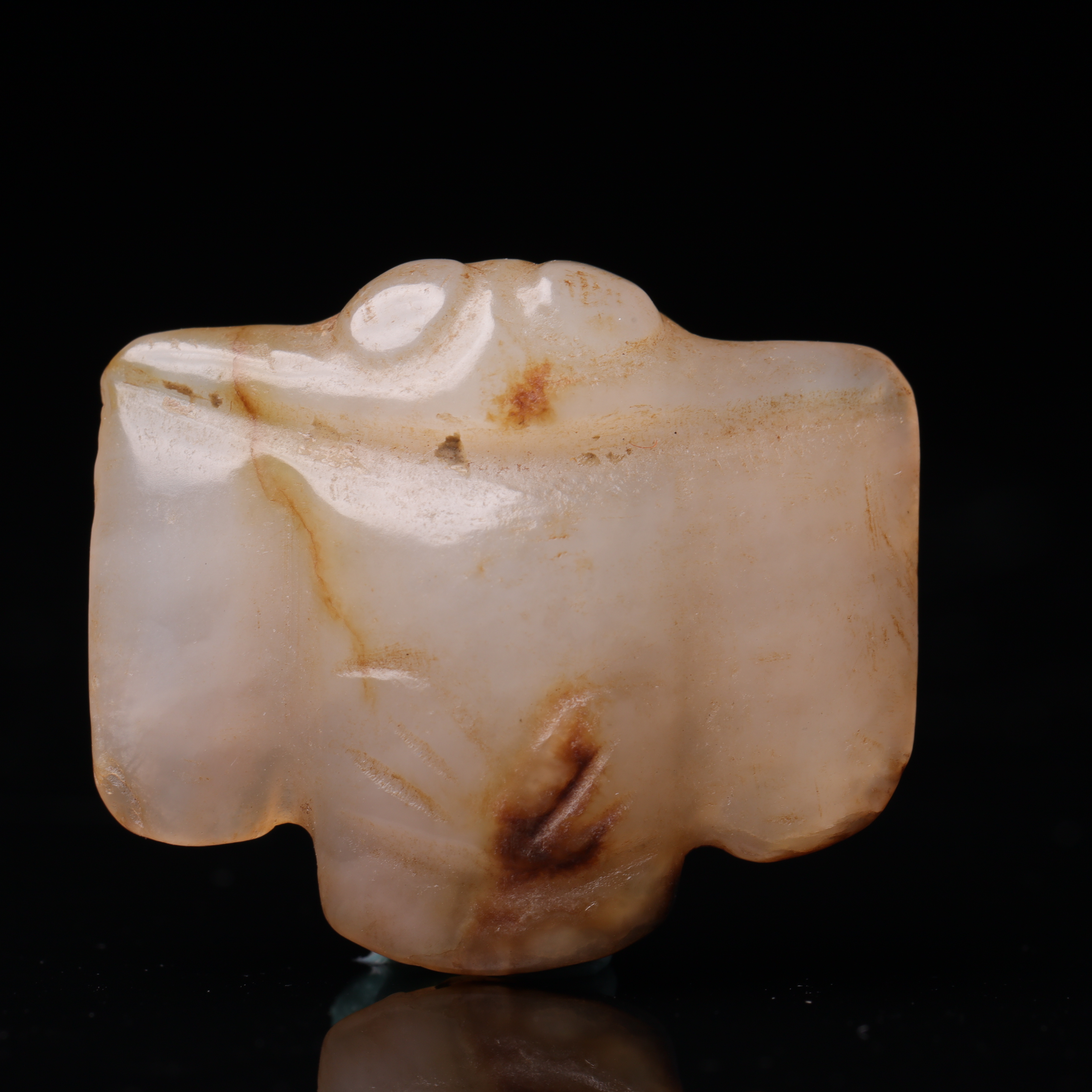 明代和田玉玉枭花件