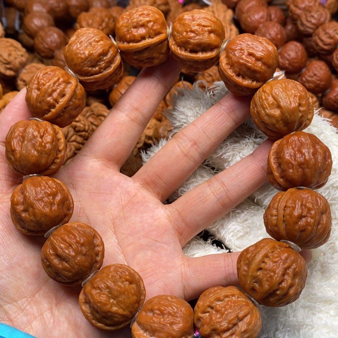 桃核手串蛤蟆一道筋