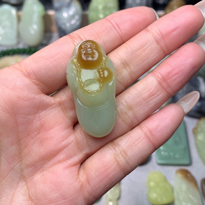 和田玉挂件未镶嵌