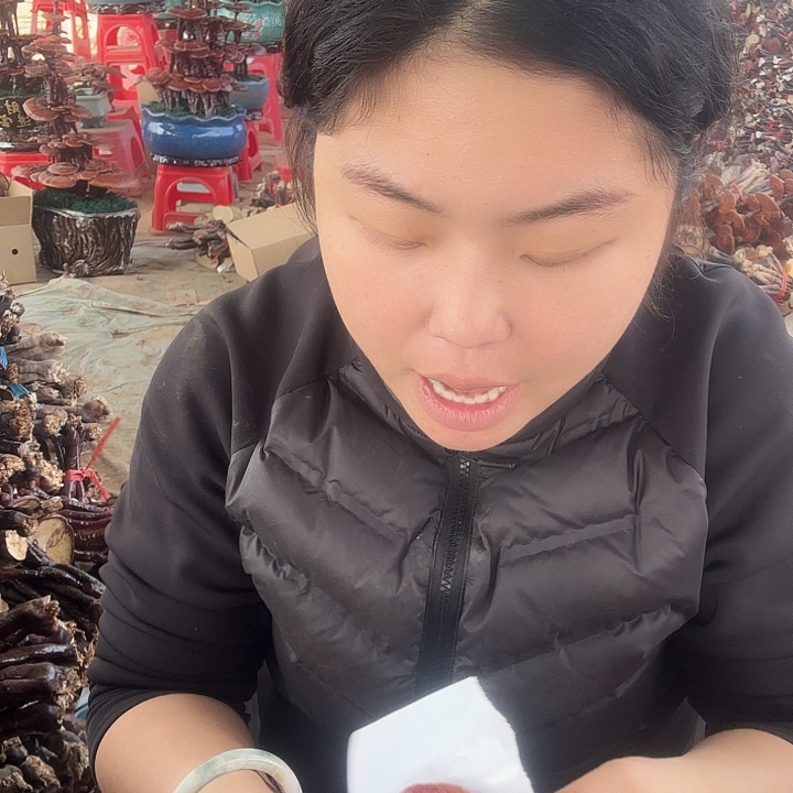 无花朵天**勤灵芝花开了吗