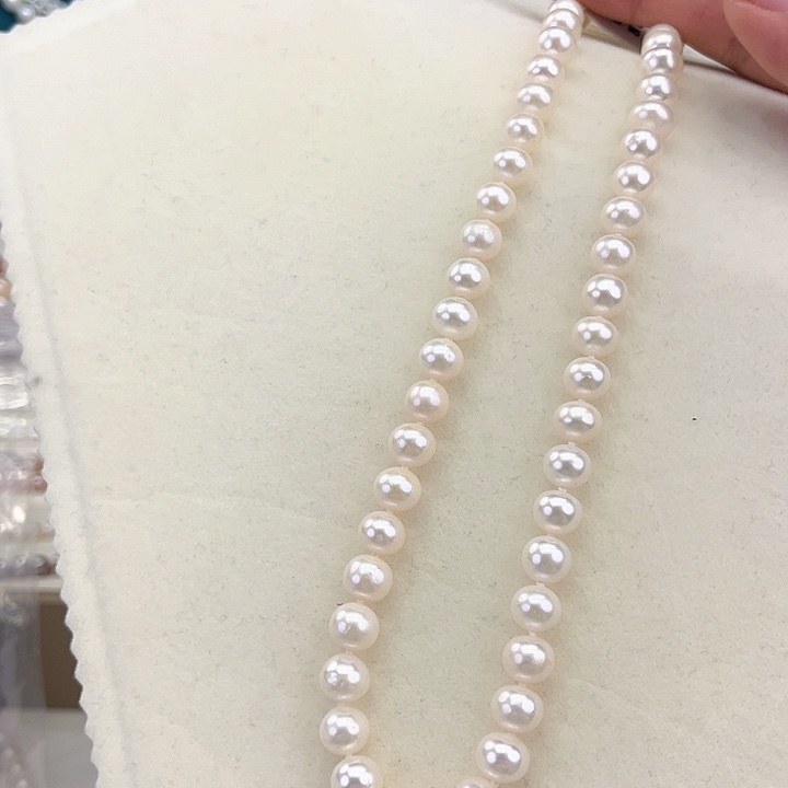 淡水珍珠颈饰未镶嵌卡8炫彩