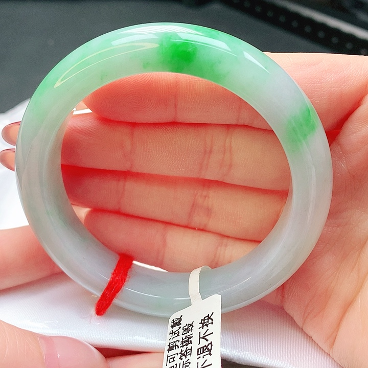 翡翠手镯未镶嵌56正圈