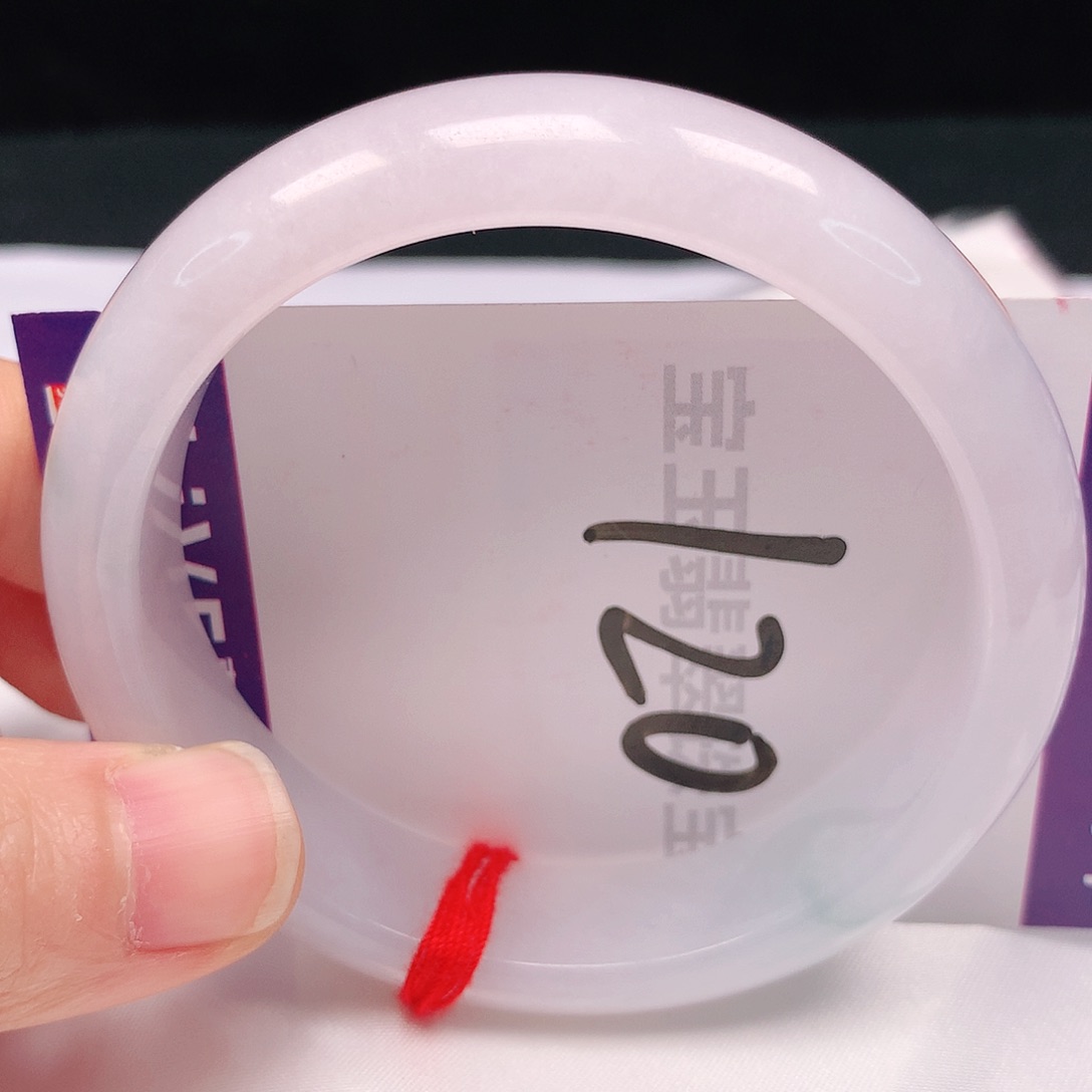 翡翠手镯未镶嵌56圈口