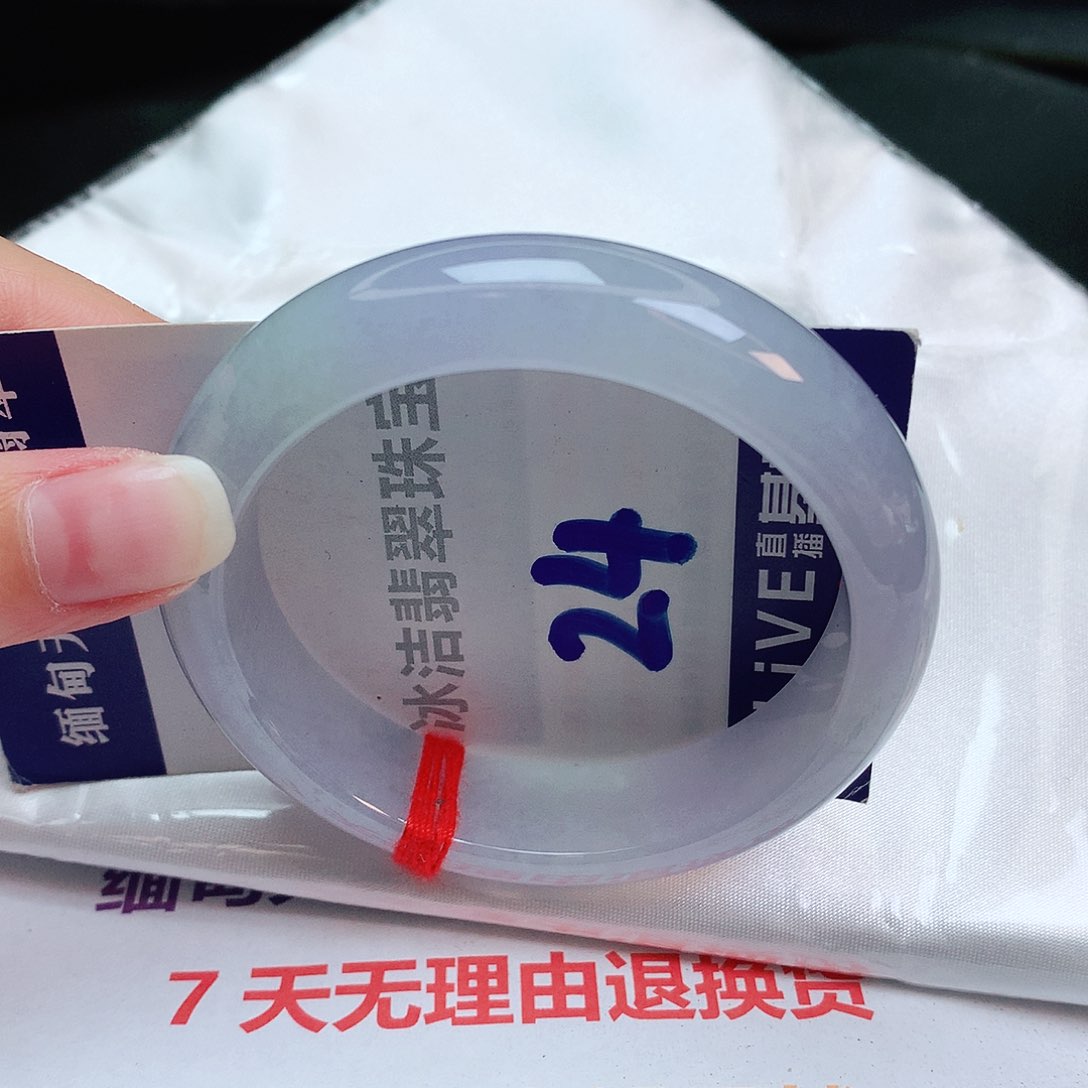 翡翠手镯未镶嵌缅甸天然a货翡翠手镯