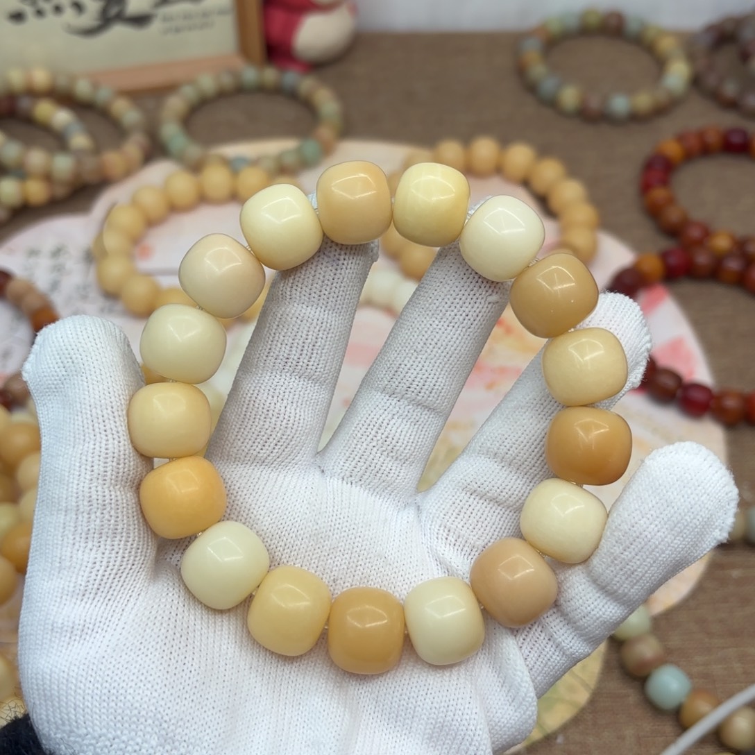 菩提根/象牙果吊坠16干磨瑕疵落地果586