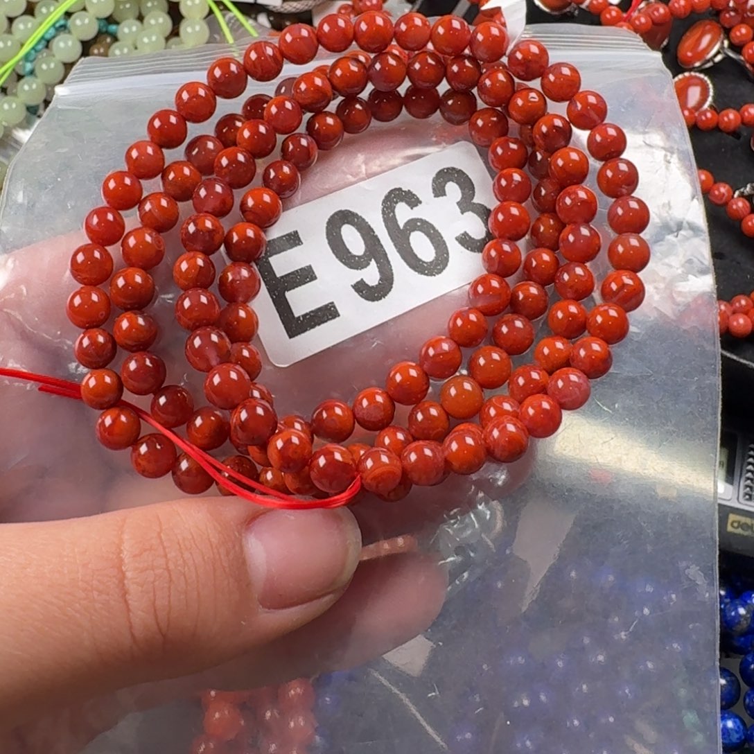 南红玛瑙未镶嵌珠宝奇石